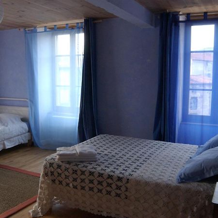 Saint-Saturnin  La Maison Des Archers מראה חיצוני תמונה